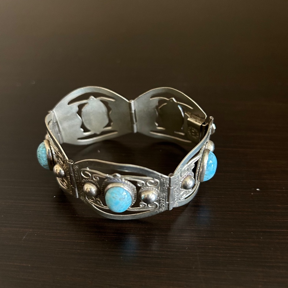 Vintage bracelet